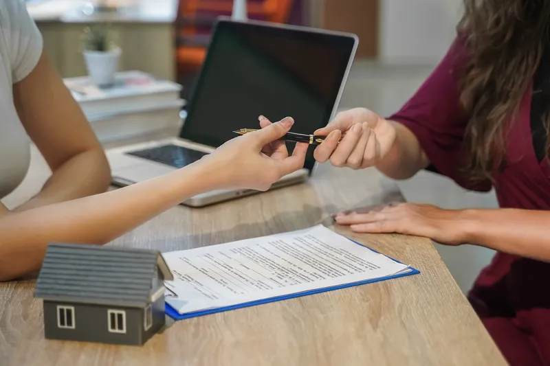 Comprendre le crédit-bail immobilier : définition et fonctionnement