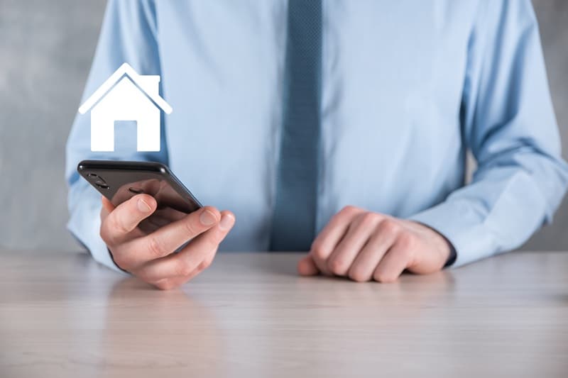 Comment utiliser efficacement le SMS en immobilier ?